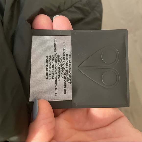 Moose Knuckles Men’s Jacket - Picture 15 of 16